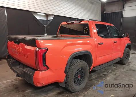 2022 Toyota Tundra Hybrid Trd Pro из США, поврежденный, VIN 5TFPC5DB9NX005338